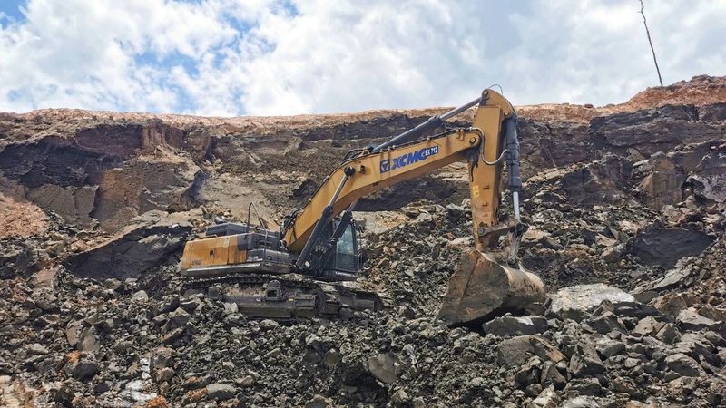小型平地机型号参数解析：关键指标与选型逻辑